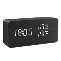   Asztali óra, fekete színű fa tok, fehér színű LED kijelzés