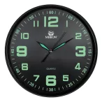   Merion falióra, quartz, fekete színű műanyag tok, (foszforeszkáló), fekete színű számlap zöld számokkal, sweep szerkezet